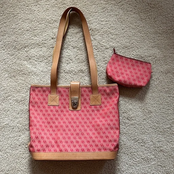 Dooney & Bourke Red and Tan Tote Bag - with matching coin purse - Picture 7 of 7